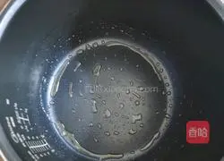 Illustration of how to make hair cake 4