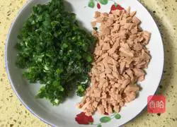 Illustration of how to make butter flower rolls 6