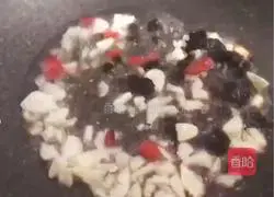 Nanning-Laoyou Fried Rice Noodles Recipe Illustration 3