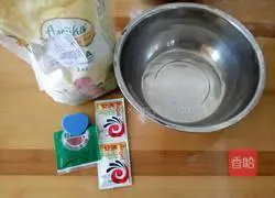 Illustration of how to make flower rolls 1