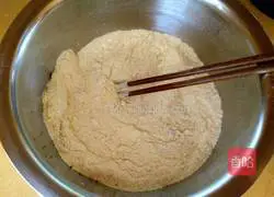 Illustration of how to make soft and glutinous steamed buns 2