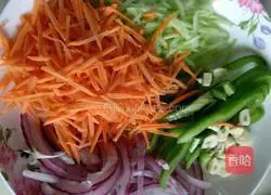 Illustration of how to make stir-fried pasta 1