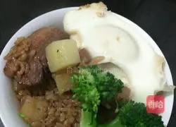 Illustration of how to make claypot rice 13