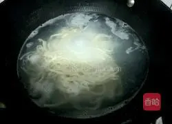 Illustration of how to make cold noodles with red pepper and minced meat 8