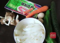 Illustration of how to make stir-fried rice noodles 1