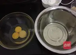 Illustration of how to make fruit box cake 1