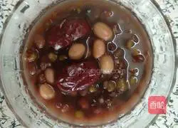 Illustration of making multi-grain porridge 6