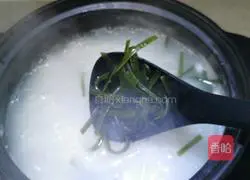 Huajia Kelp Illustration of how to make rice porridge 9