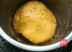 Illustration of how to make pumpkin hair cake 6