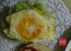 Pork and Egg Burger Recipe Illustration 12