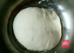 Illustration of how to make sesame and scallion oil flower rolls 3