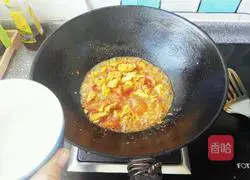 Illustration of how to make tomato scrambled egg rice bowl 6