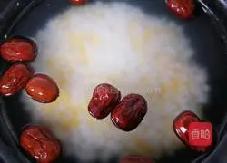 Illustration of how to make corn dregs porridge 7