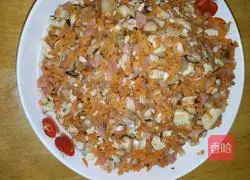 Illustration of making rose roll 2