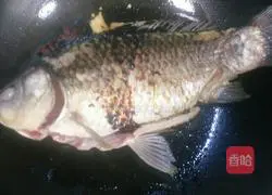 Illustration of how to make grass carp pot stickers 3