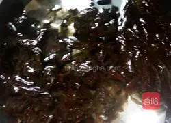 Illustration of how to make seaweed rice balls 3