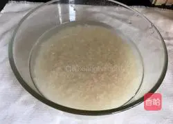 Illustration of how to make braised rice with assorted sausages 1