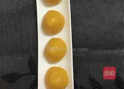 Illustration of how to make small steamed buns 7