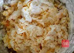 Illustration of how to make pumpkin hair cake 11