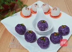 Illustration of how to make simple rice balls 8