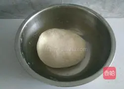 Illustration of how to make celery and meat pot stickers 2