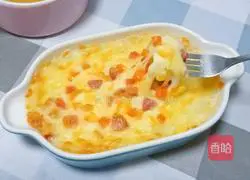 Illustration of how to make sausage and vegetable baked rice 12