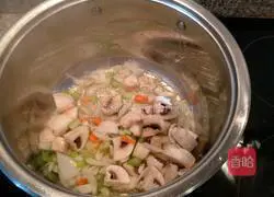 Authentic pasta sauce salsa Bolonesa recipe illustration 3