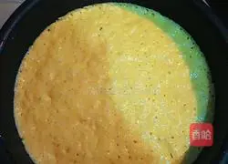 Illustration of how to make cornmeal and red date hair cake 5