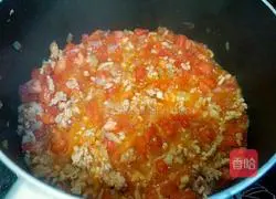 Illustration of how to make tomato and minced meat pasta 11