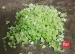 Illustration of how to make millet and shrimp porridge 8