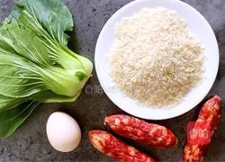 Illustration of how to make preserved clay pot rice 1