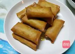 Illustration of how to make three fresh vegetarian spring rolls 15