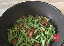 Illustration of braised noodles 3