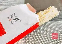 Illustration of how to make spicy rice noodles 2