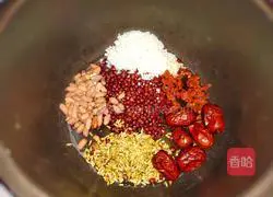 Illustration of how to make red bean and peanut oatmeal porridge 6