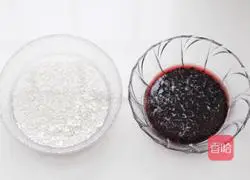 Black Illustration of how to make rice cheese and meat floss rice balls 1