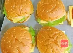 Cheeseburger Recipe Illustration 14