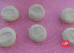 Illustration of how to make potato shredded burritos 9