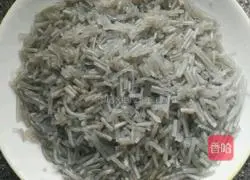 Illustration of how to make chive vermicelli box 2