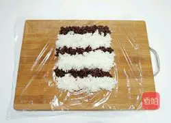 Illustration of how to make duck egg and double rice balls 5