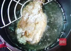 Illustration of how to make purple rice balls 3