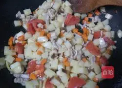 Illustration of how to make potato stewed rice 5