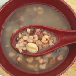 Barley, red bean and lotus seed porridge