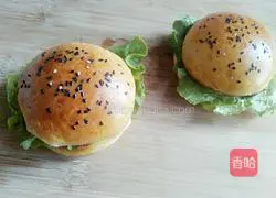 Beef Burger Recipe Illustration 8