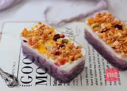 Illustration of how to make purple sweet potato and taro yogurt box 19