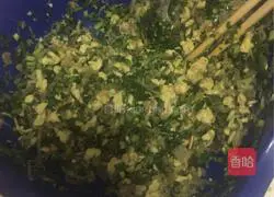 Illustration of how to make leek and egg boxes 1