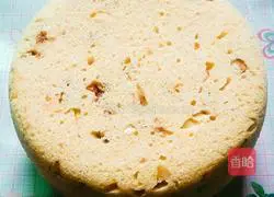 Illustration of how to make red date hair cake 11