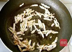 Illustration of making braised mushroom noodles 5