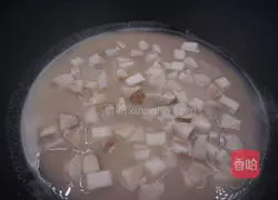 Illustration of how to make tomato, soybean, milk, mushroom and multigrain rice 4