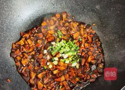 Illustration of how to make rice noodles with mushroom and soybean sauce 8